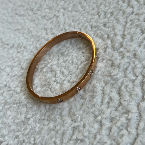 Stainless Steel RoseGold Love Bracelet with Crystals - Picture 2 of 9